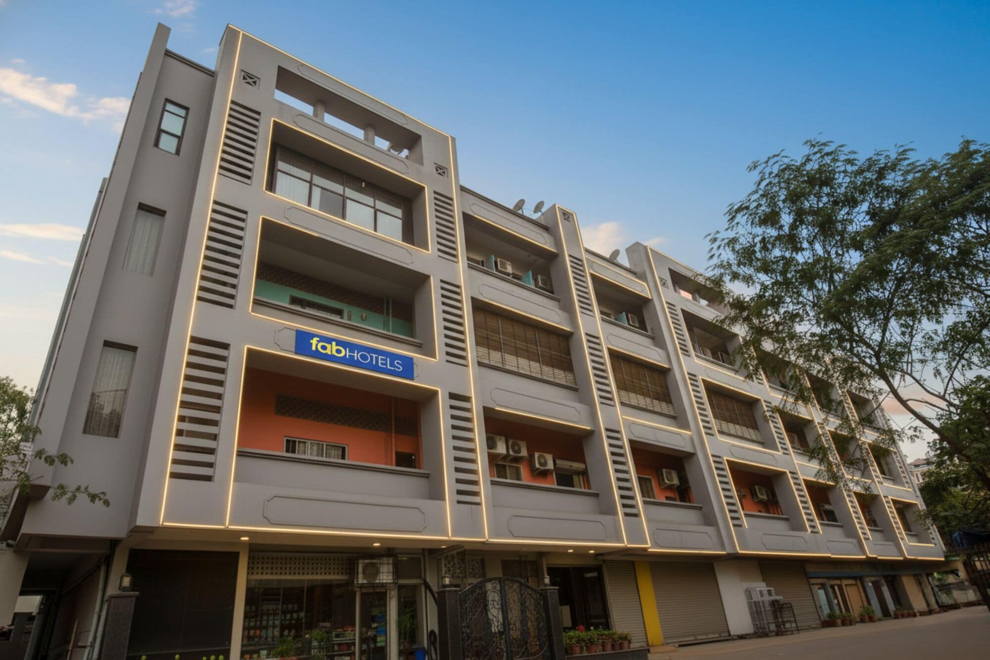 Photo - FabHotel Seven Hills - Nr Mumbai International Airport