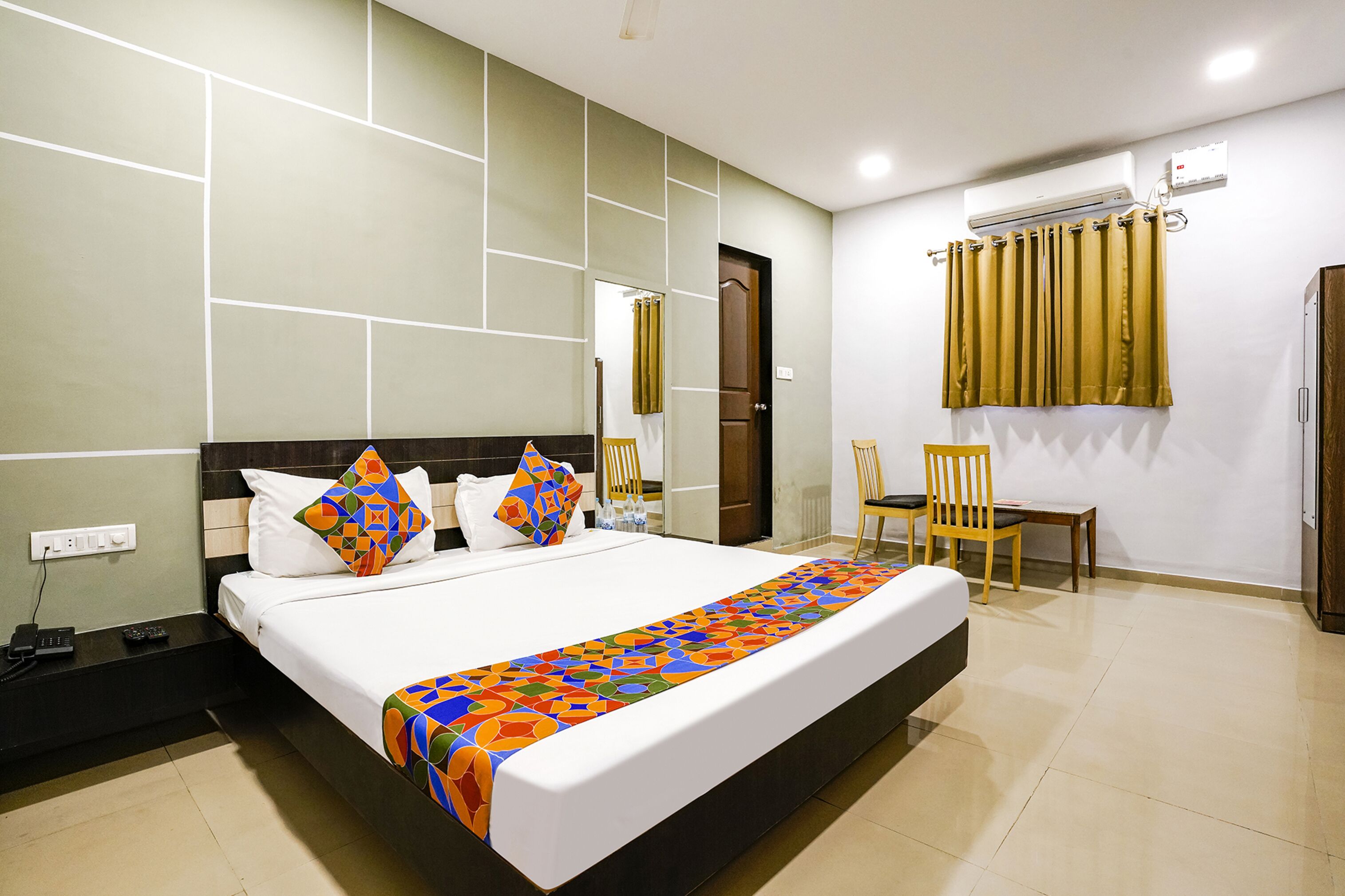 premium room | egyptian cotton sheets, premium bedding, in-room safe, free wifi