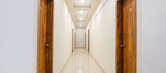 Fabhotel Krishan Executive