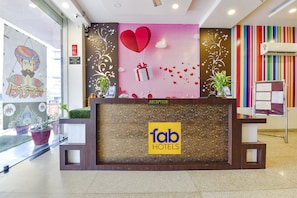Reception - Fabhotel The Palm (Jaipur)