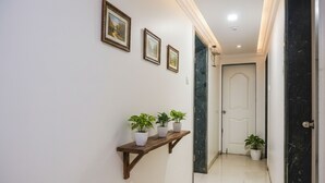 Lobby - Fabhotel Royal Samrat (Pune)