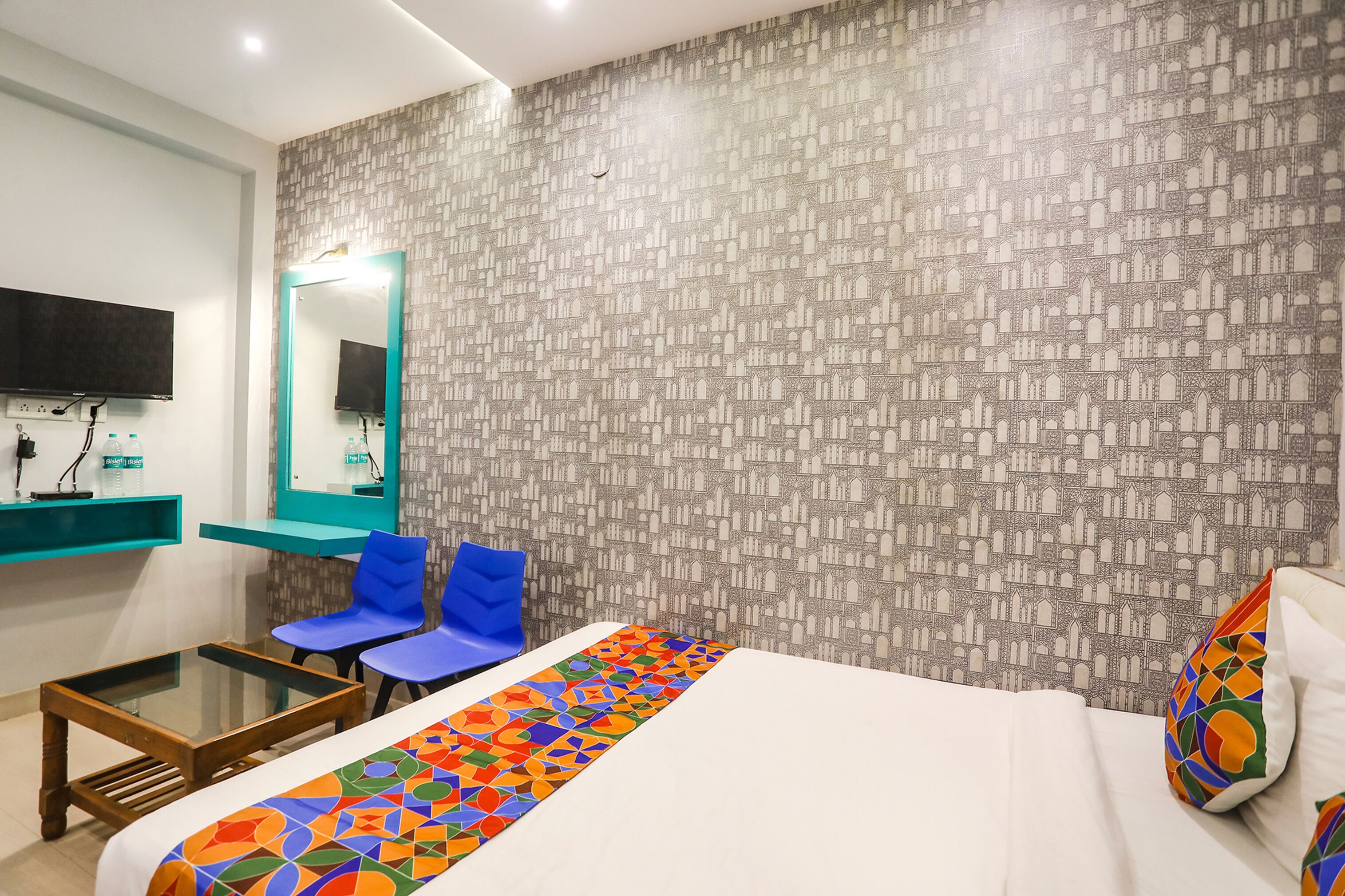 egyptian cotton sheets, premium bedding, in-room safe, free wifi