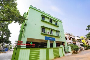 Exterior - Fabhotel Greenstar Inn (Bhubaneshwar)