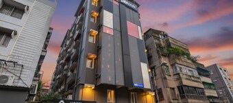 Fabhotel Sayeeda International