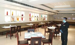 Restaurant - Fabhotel Prime Hampshire Plaza (Hyderabad)