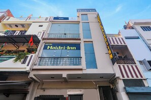 Exterior - FabHotel Haidri (Prayagraj)