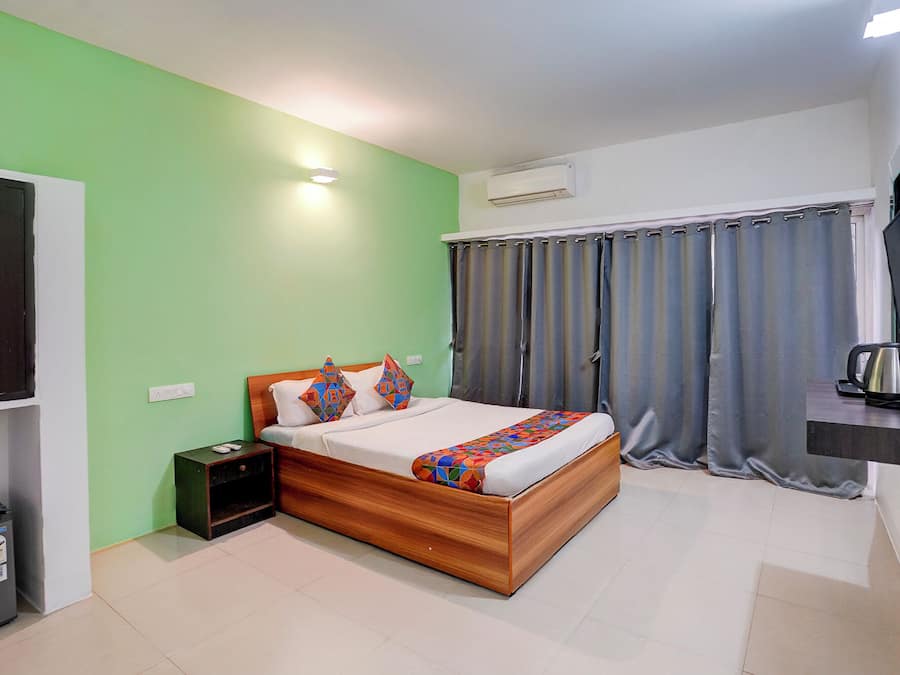 Deluxe Room | Egyptian cotton sheets, premium bedding, in-room safe, free WiFi