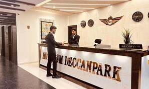 Reception - Fabhotel Prime Sm Deccan Park (Hyderabad)