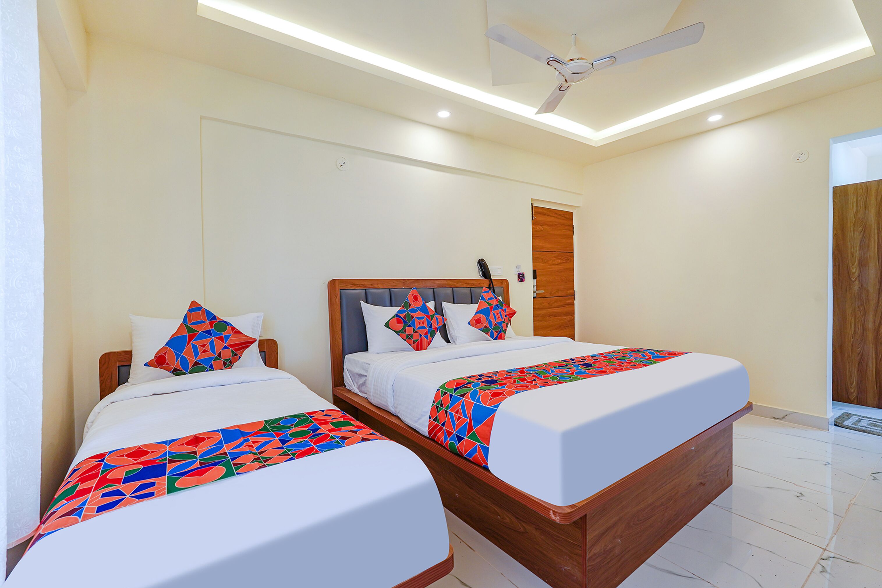 egyptian cotton sheets, premium bedding, in-room safe, soundproofing