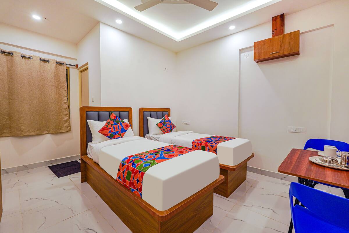 premium room | egyptian cotton sheets, premium bedding, in-room safe, soundproofing