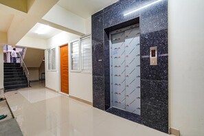 Elevator - FabHotel Happy Home Stay (Bengaluru)