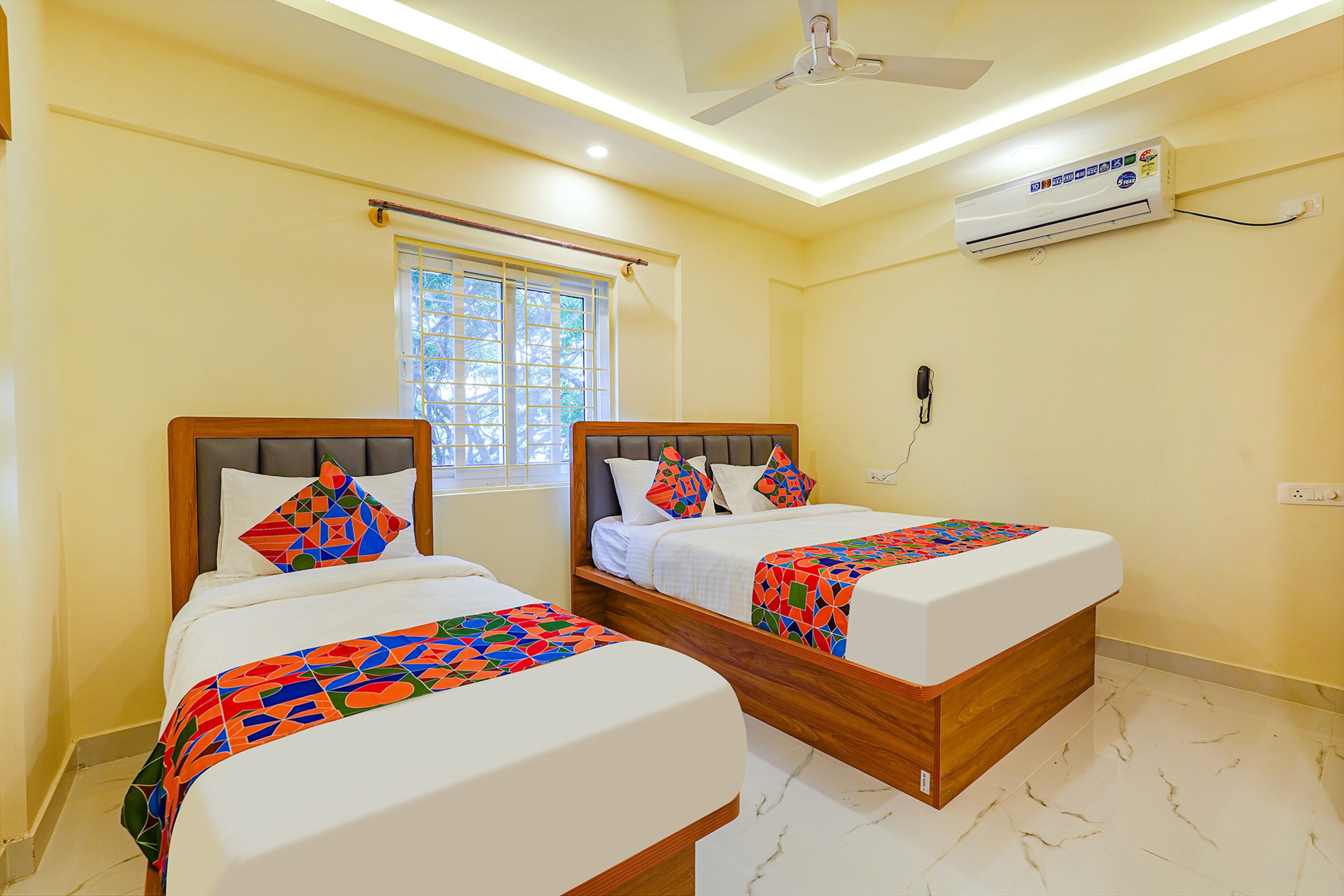 egyptian cotton sheets, premium bedding, in-room safe, soundproofing