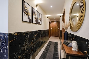 Lobby - Fabhotel Antlers (Mumbai)