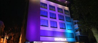 Fabhotel Prime Centella