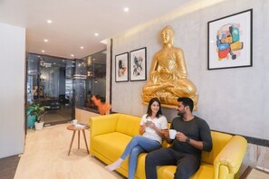 Lobby sitting area - Fabhotel Stay Inn I (Prayagraj)