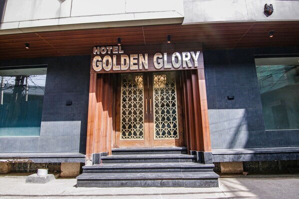 Property entrance - FabHotel Prime Golden Glory (New Delhi)