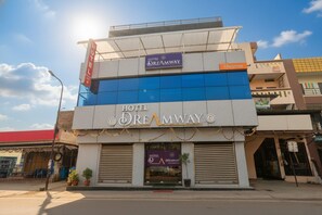 Property entrance - Via Dreamway (Indore)