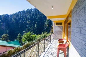 Balcony - Fabhotel Orchard Retreat (Manali)