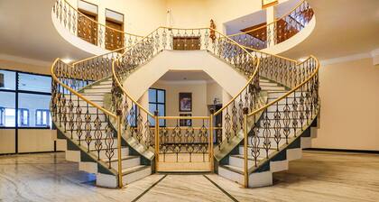 Fabhotel Lotus Resort