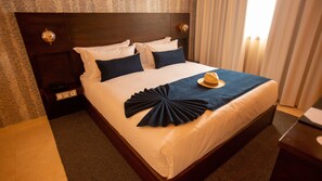 Juniorsvit | Sängtillbehör av högsta kvalitet och minibar