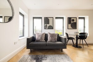 40-inch flat-screen TV with digital channels