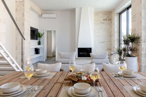 Deluxe Villa, Sea View | Living area - Perla Dream Luxury Villa (Chania)