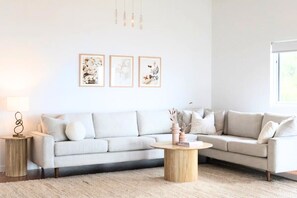 TV, DVD player, books, offices