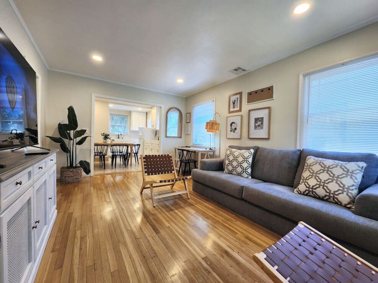 Tranquil Oasis: Pasadena's 2b1b Getaway