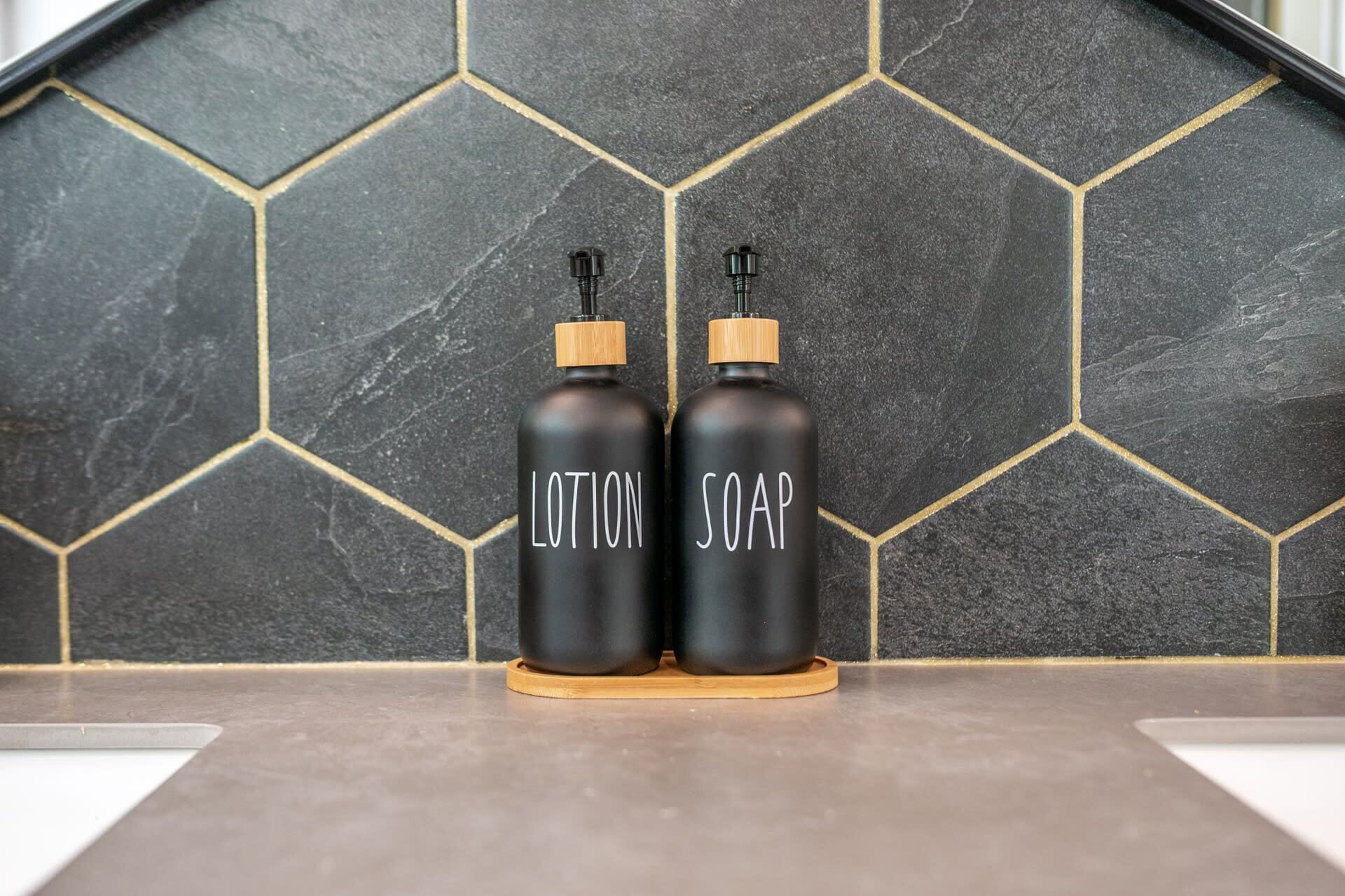 Bathroom amenities