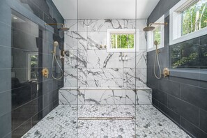Shower, hair dryer, towels
