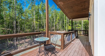 H2O Oasis Tree House