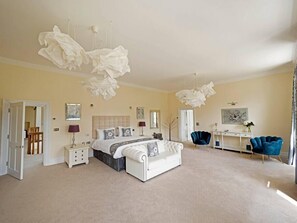 6 bedrooms, iron/ironing board, travel crib, WiFi