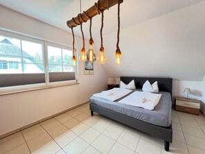 2 chambres, bureau, lit parapluie, Wi-Fi gratuit