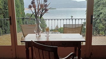 1 bedroom, in-room safe, individually furnished, blackout curtains