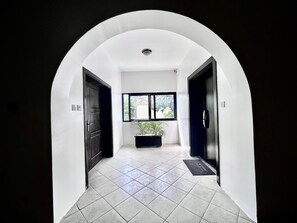 Apartment | Interior - Luxury, Contemporary 4-bed Apartment in Ikoyi (Lagos)