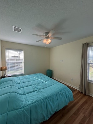 3 bedrooms, WiFi, bed sheets