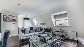 Unclassified image, 3 of 19, button - Stunning 2-bed Apartment in London (London)