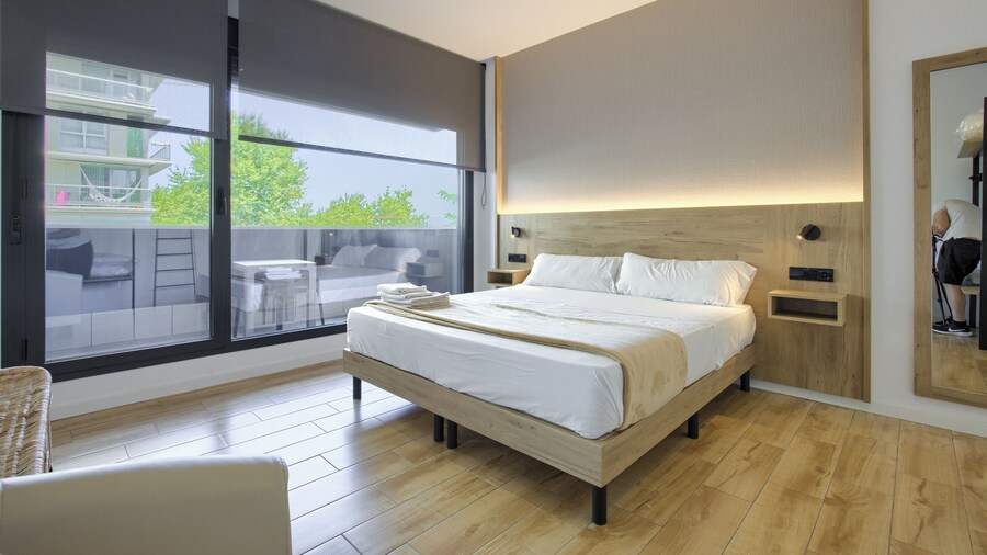 Arena 20 Suites
