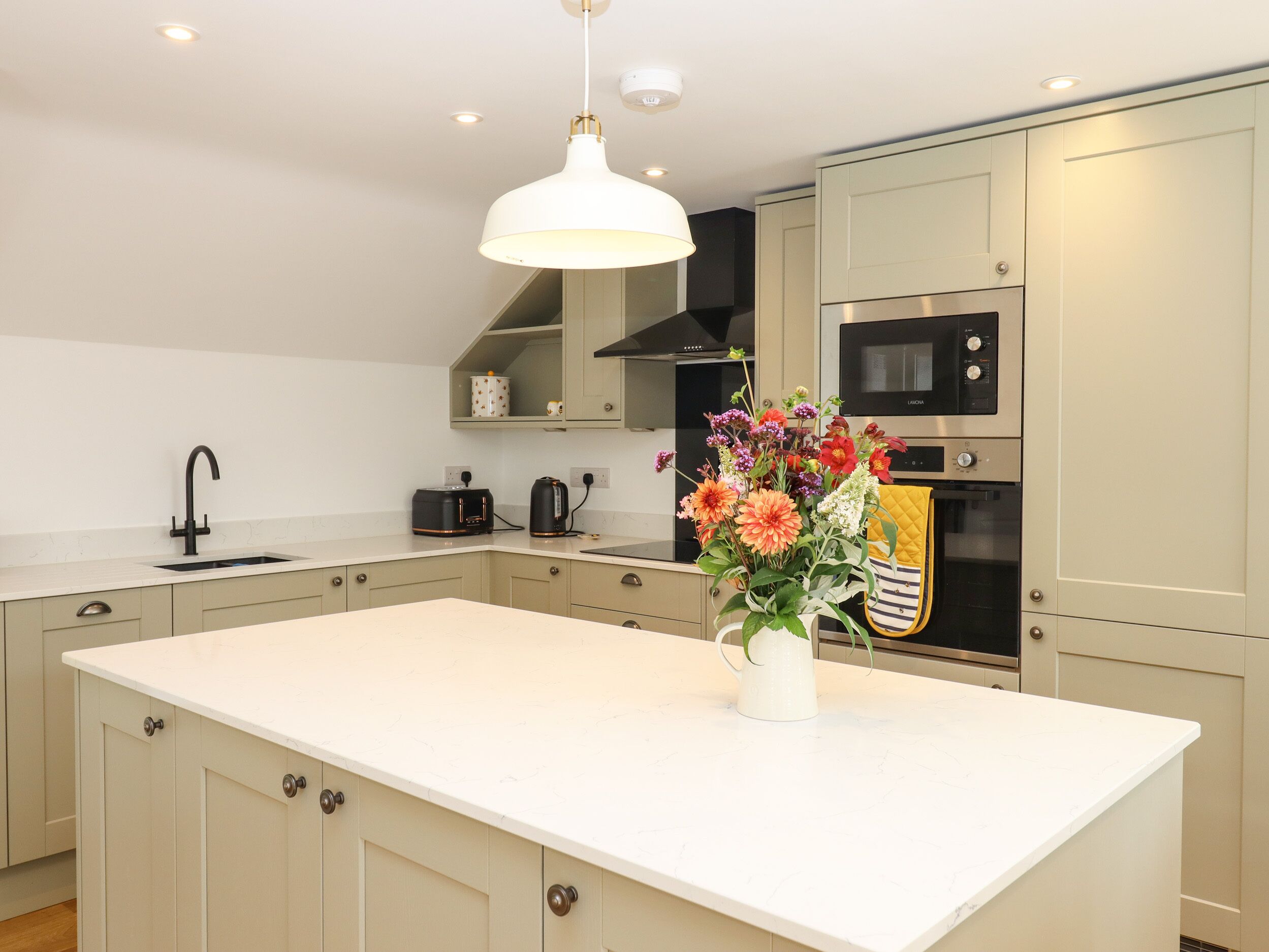 Cottage | Interior