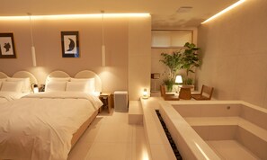 Superior Suite Room | 獨特裝潢、布置獨特、免費無線上網、床單