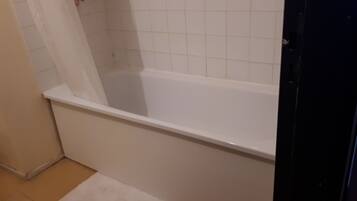 Toallas y papel de baño