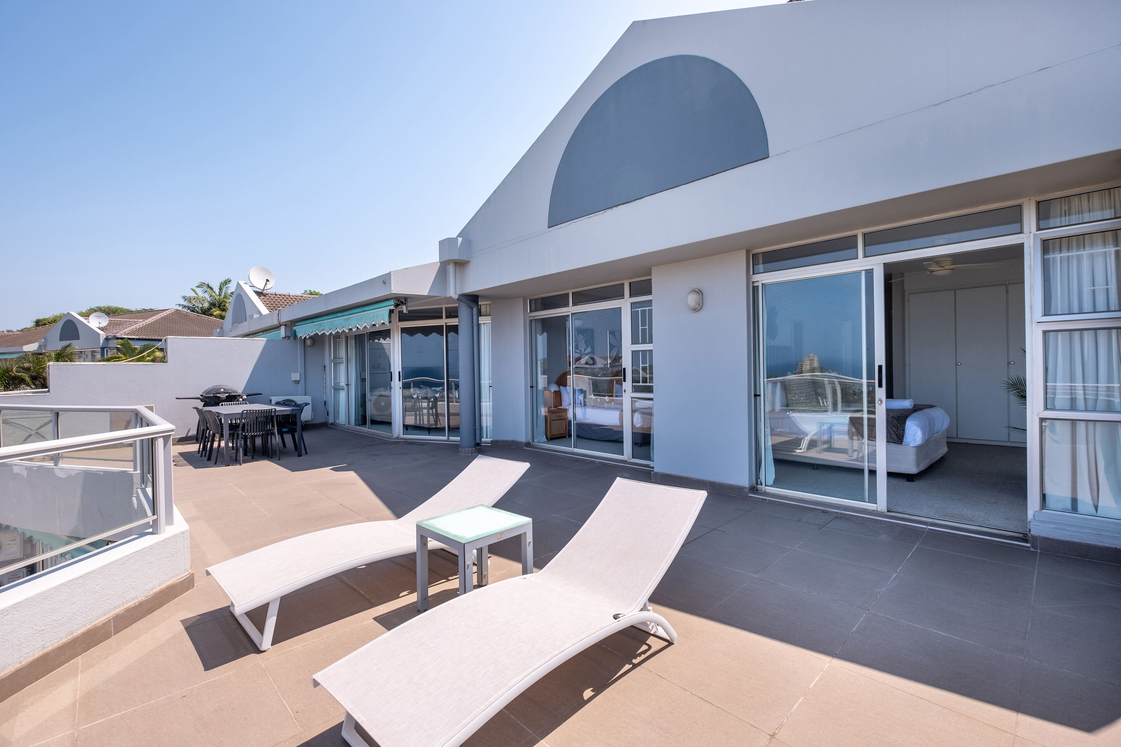 Apartemen Comfort | Balkon