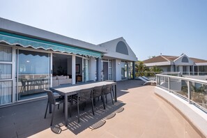 Comfort Apartment | Balcony - Barrington 116 (Ballito)