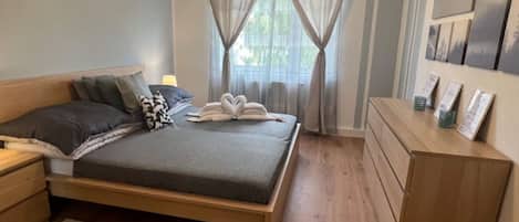 2 chambres, lit parapluie, Wi-Fi gratuit, draps fournis