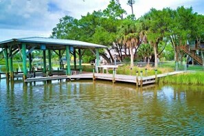 Property grounds - Tagged Out Canal Front, Dock 3 bedroom 2 bath (St. George Island)