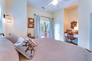 3 bedrooms, iron/ironing board, WiFi, bed sheets - Tagged- Out Canal Front, Dock, 3 bedroom 2 bath w/ (St. George Island)