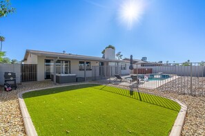 Terrace/patio - Home in the Heart of Glendale (Glendale)
