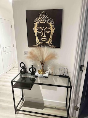Interior - Luxury 2-bed Apartment in Barking (Barking)