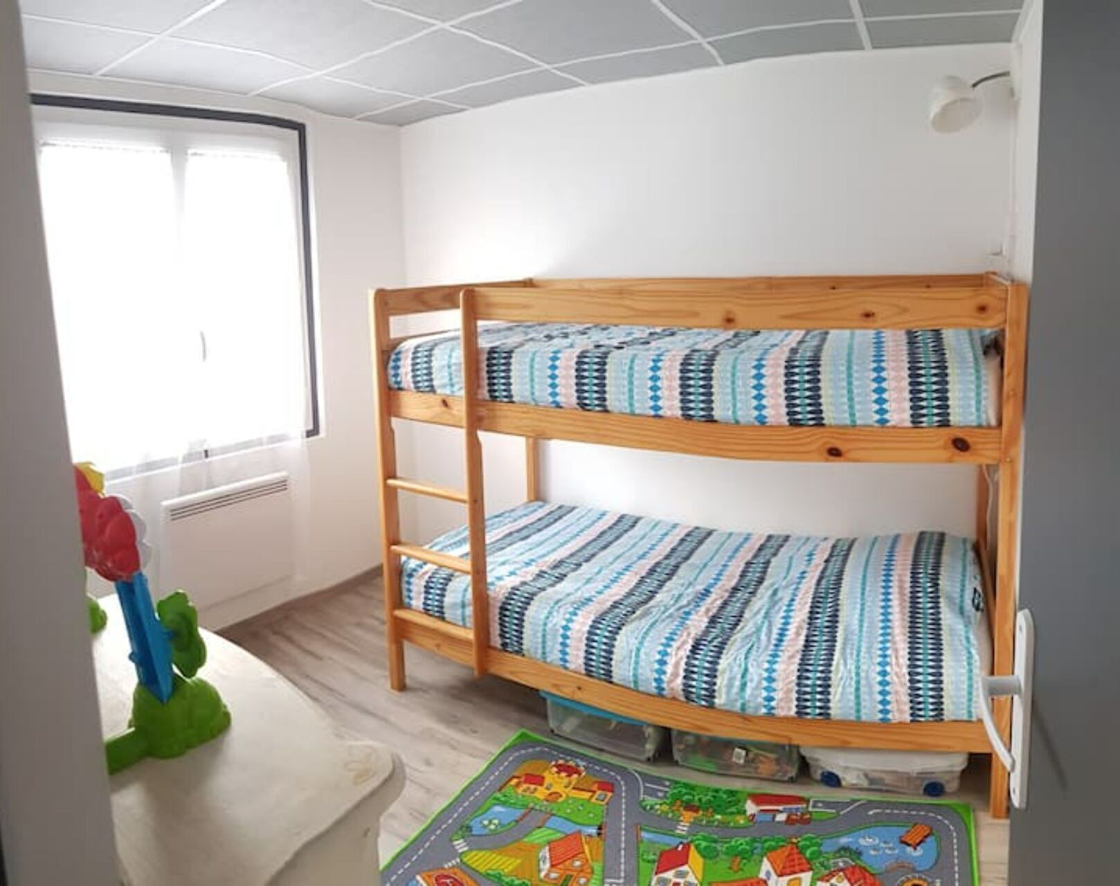 2 bedrooms, travel crib, WiFi, bed sheets