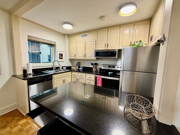 Fridge, microwave, oven, stovetop